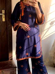 Lawn 2 pc (Special Balochi karahi Blue)